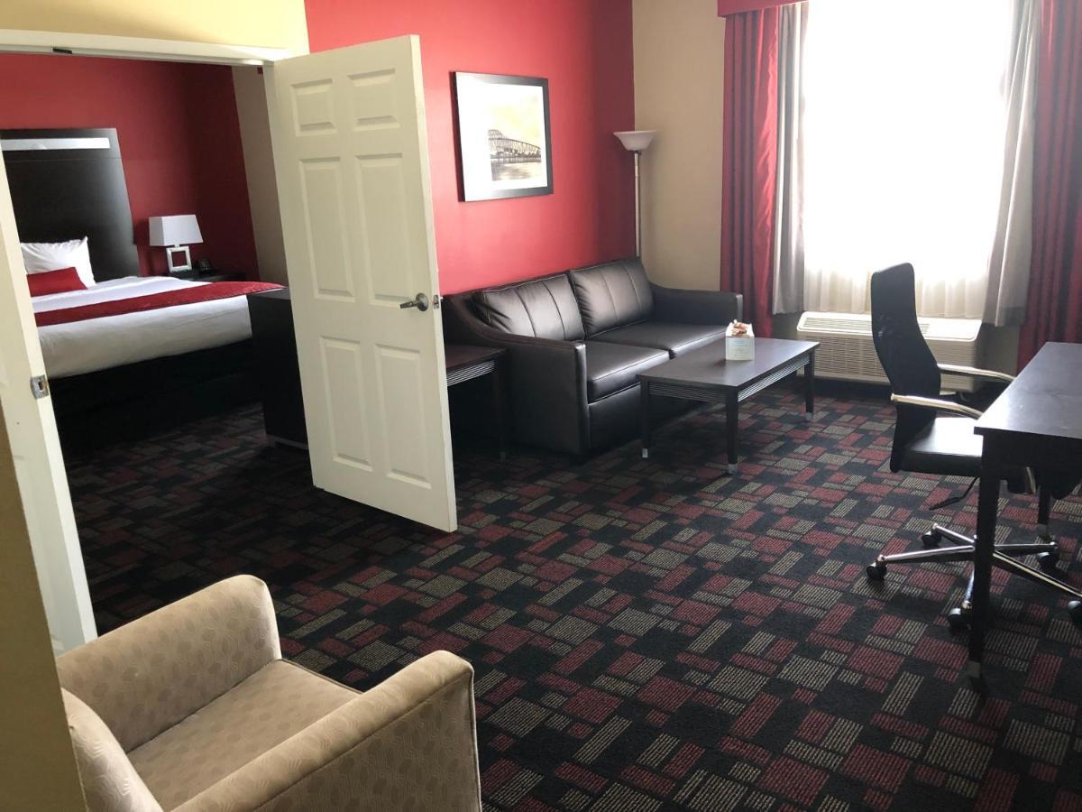 Wingate By Wyndham Lake Charles Casino Area Экстерьер фото